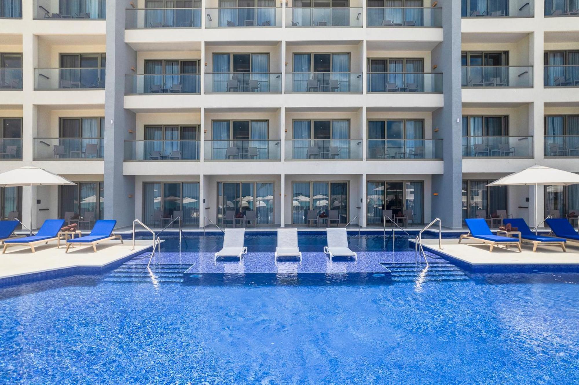 St. John's Royalton Chic Antigua, An Autograph Collection All-Inclusive Resort - Adults Only מראה חיצוני תמונה